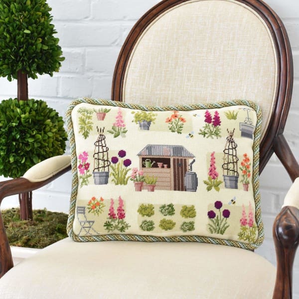 Chelsea Cutting Garden - NEEDLEWORK KITS