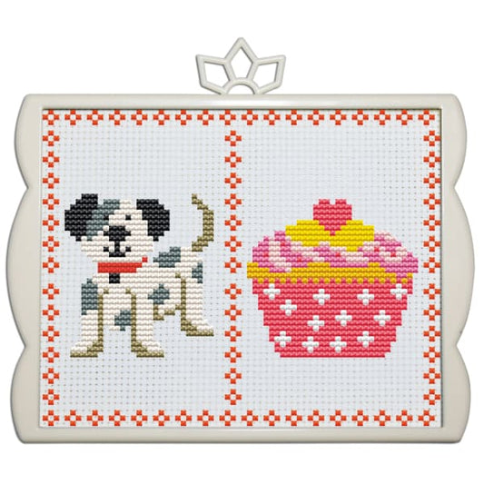 Dog and cake - 11CT / 17×14